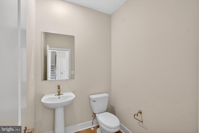 617 HARRINGTON ST, Middle River, MD 21220