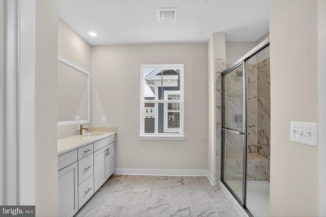 617 HARRINGTON ST, Middle River, MD 21220