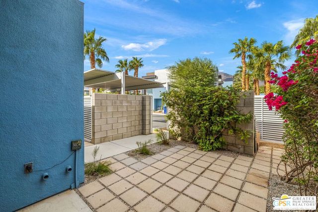 3676 Sunburst Boulevard, Palm Springs, CA 92262