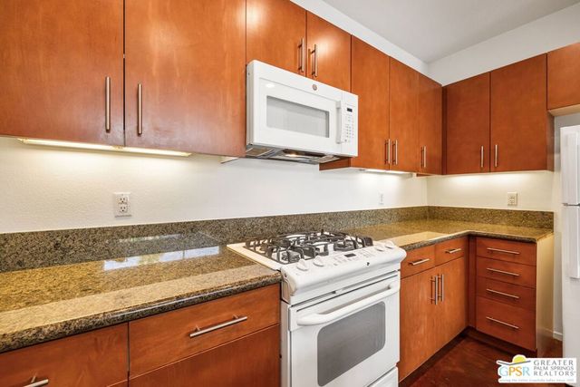 3676 Sunburst Boulevard, Palm Springs, CA 92262