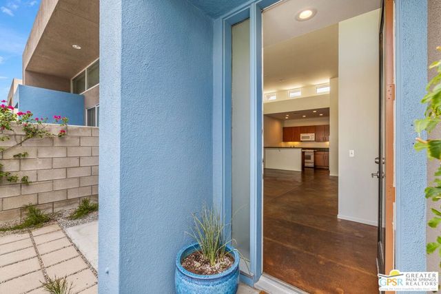 3676 Sunburst Boulevard, Palm Springs, CA 92262