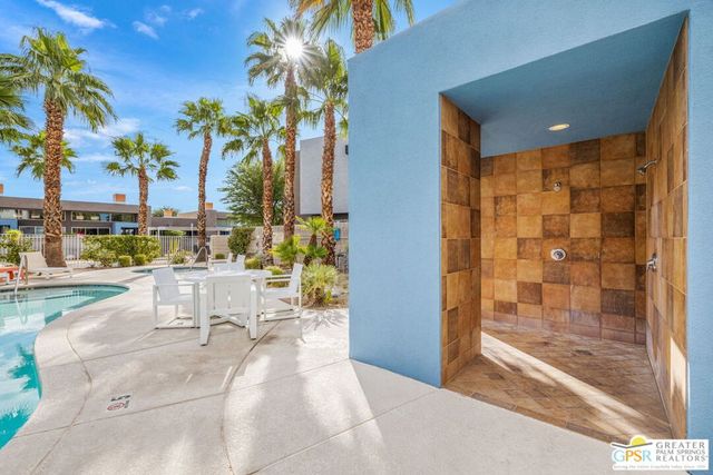 3676 Sunburst Boulevard, Palm Springs, CA 92262