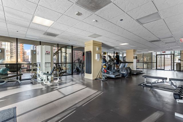 1122 N Clark Street 2510, Chicago, IL 60610