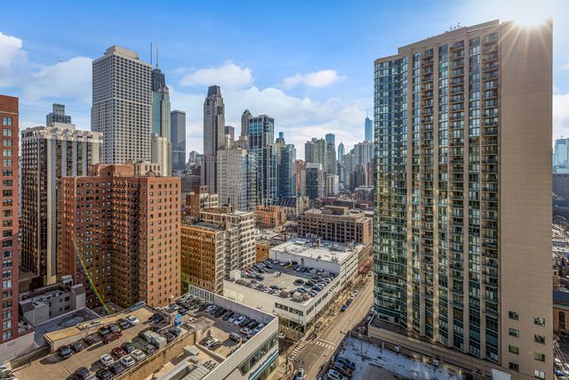 1122 N Clark Street 2510, Chicago, IL 60610