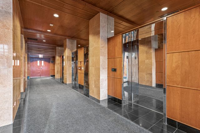 1122 N Clark Street 2510, Chicago, IL 60610
