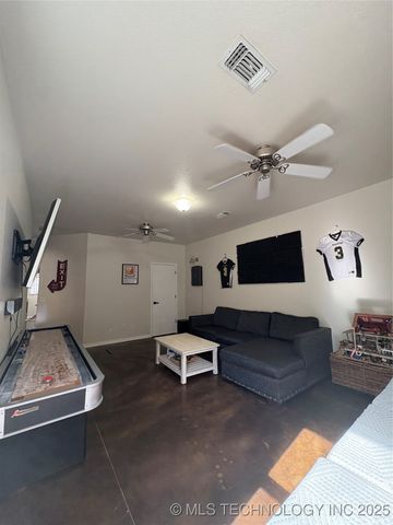 1526 S 5th, Mcalester, OK 74501