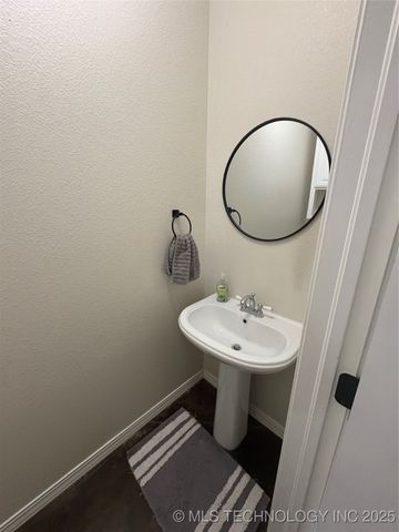 1526 S 5th, Mcalester, OK 74501