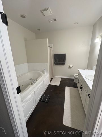 1526 S 5th, Mcalester, OK 74501