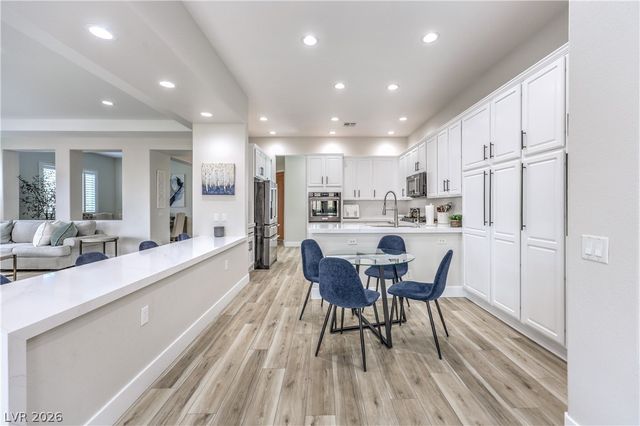 5012 Hacienda Grande Avenue, Las Vegas, NV 89141