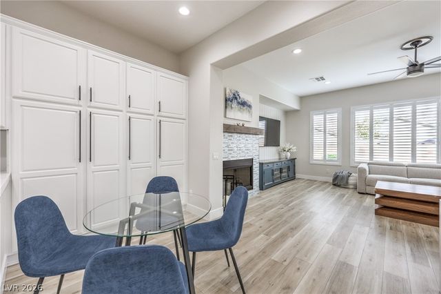 5012 Hacienda Grande Avenue, Las Vegas, NV 89141