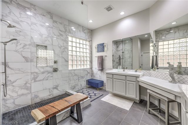 5012 Hacienda Grande Avenue, Las Vegas, NV 89141