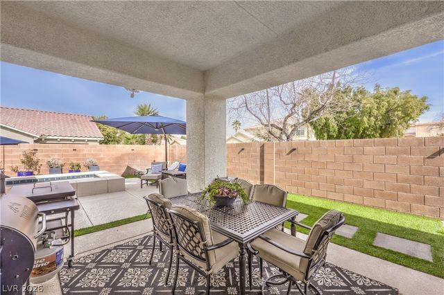 5012 Hacienda Grande Avenue, Las Vegas, NV 89141