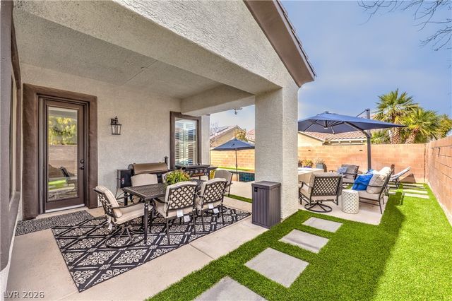 5012 Hacienda Grande Avenue, Las Vegas, NV 89141