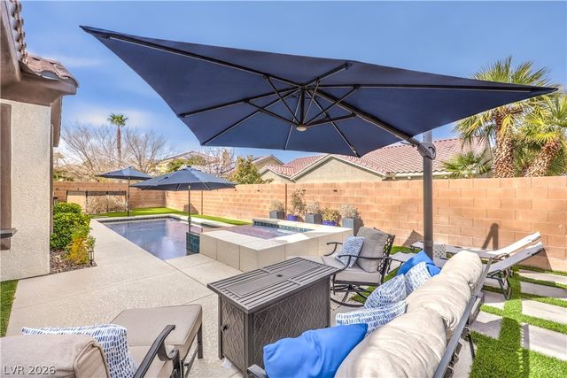 5012 Hacienda Grande Avenue, Las Vegas, NV 89141