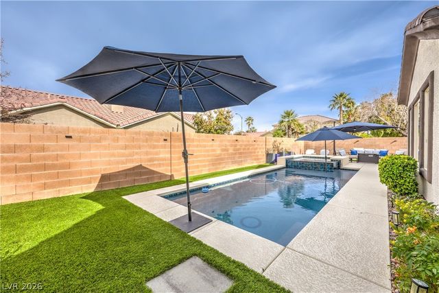 5012 Hacienda Grande Avenue, Las Vegas, NV 89141