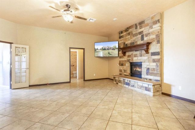 10501 Dobbs Road, Wellston, OK 74881