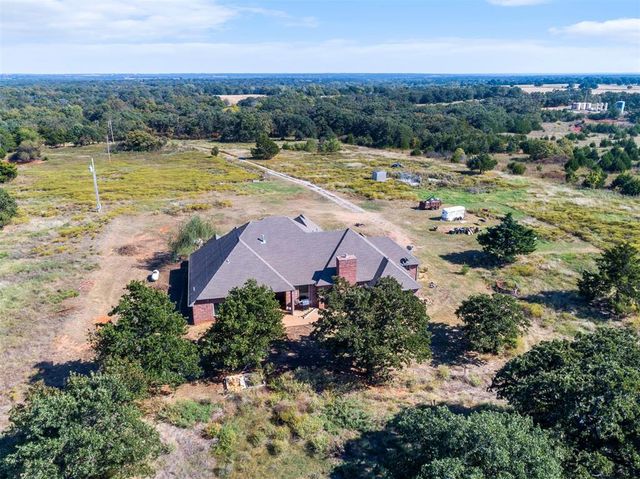 10501 Dobbs Road, Wellston, OK 74881