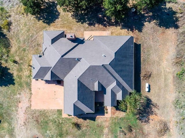 10501 Dobbs Road, Wellston, OK 74881