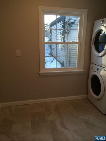 66 Stuart Street B, Waldwick, NJ 07463