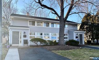 66 Stuart Street B, Waldwick, NJ 07463