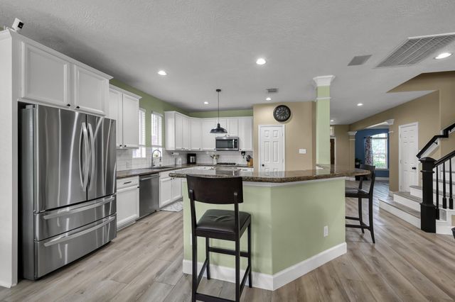 30902 Oak Forest Hollow Lane, Spring, TX 77386