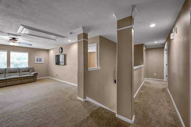 30902 Oak Forest Hollow Lane, Spring, TX 77386
