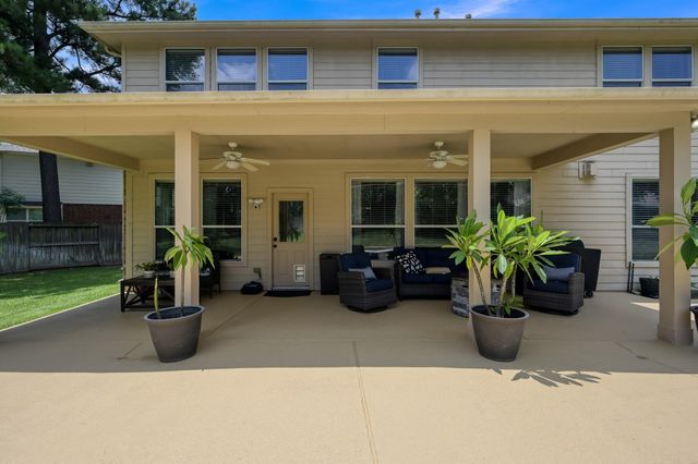 30902 Oak Forest Hollow Lane, Spring, TX 77386