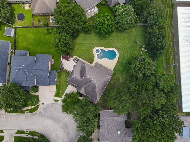 30902 Oak Forest Hollow Lane, Spring, TX 77386