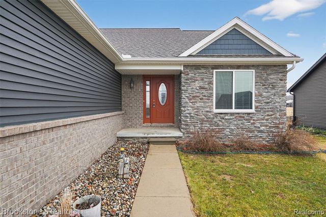 9477 Hickory Hollow Court, Davison, MI 48423