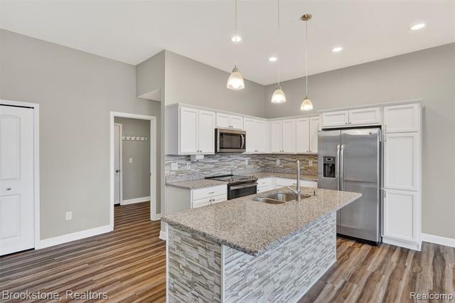 9477 Hickory Hollow Court, Davison, MI 48423