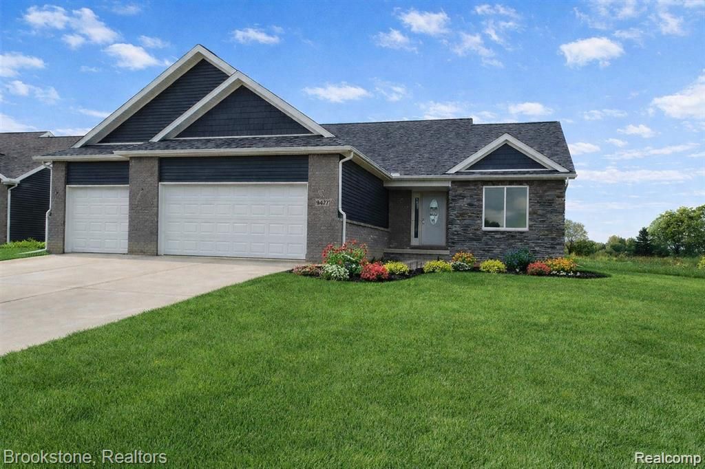 9477 Hickory Hollow Court, Davison, MI 48423