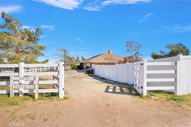 8695 Cantel Court, Oak Hills, CA 92344