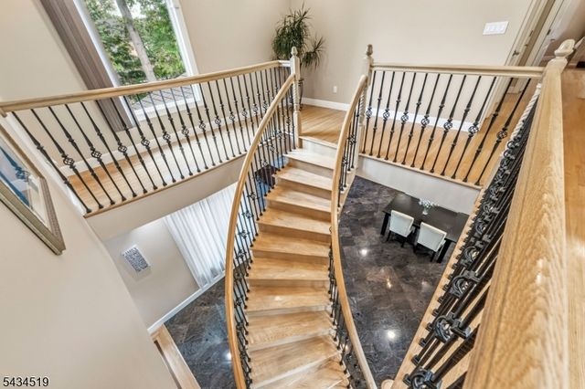19 FAIRVIEW ROAD, Clark Twp., NJ 07066