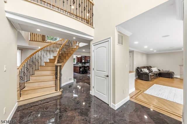 19 FAIRVIEW ROAD, Clark Twp., NJ 07066