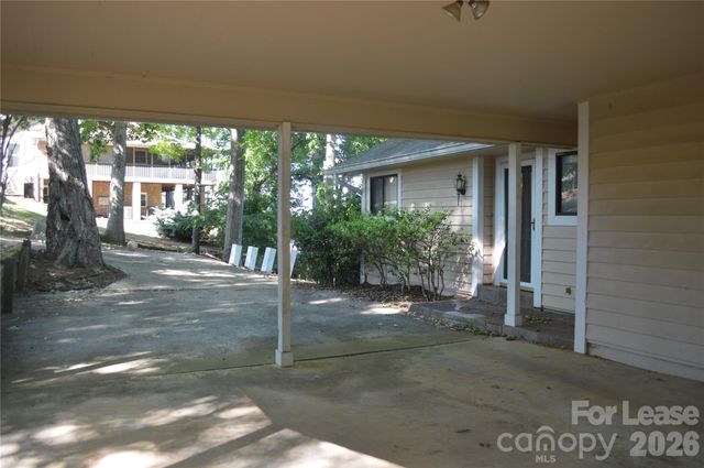 17701 Burnt Hickory Drive, Charlotte, NC 28278