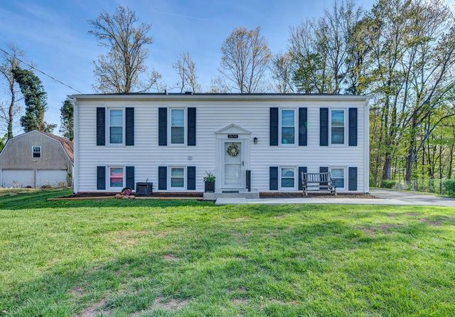 2630 Puckett CIR, Salem, VA 24153