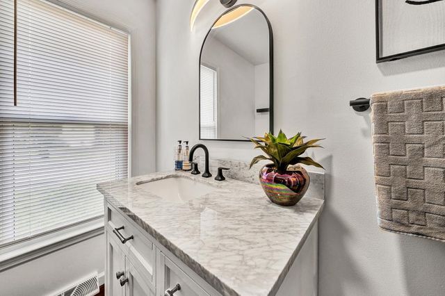2630 Puckett CIR, Salem, VA 24153