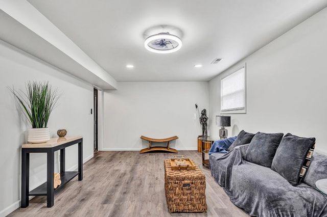 2630 Puckett CIR, Salem, VA 24153