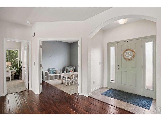 3433 Cottonwood Cir, Longmont, CO 80504