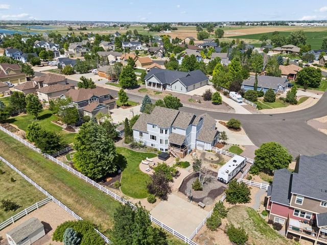 3433 Cottonwood Cir, Longmont, CO 80504