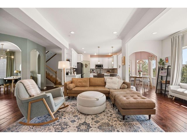 3433 Cottonwood Cir, Longmont, CO 80504