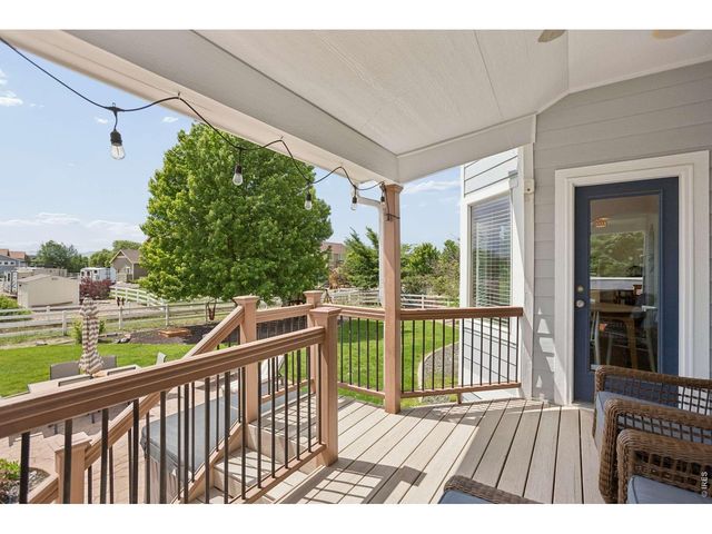 3433 Cottonwood Cir, Longmont, CO 80504