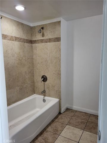 13190 Bromont 110, Sylmar, CA 91342