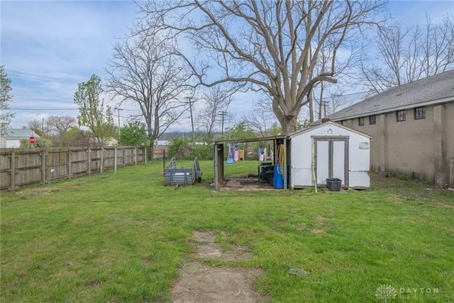 2210 Larch Street, Springfield, OH 45503