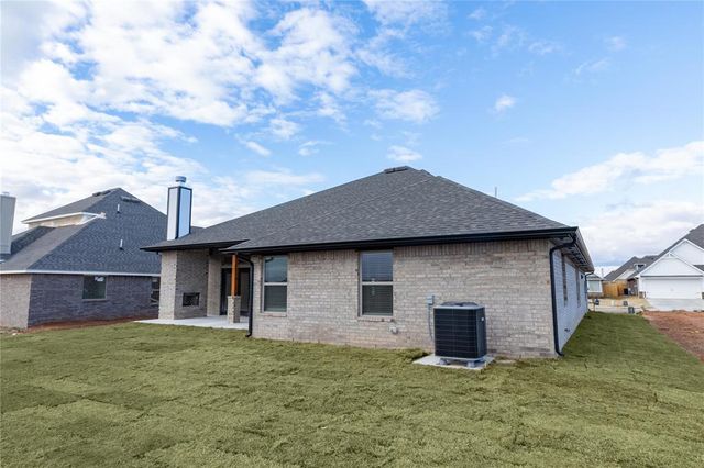 924 Peony Place, Edmond, OK 73034