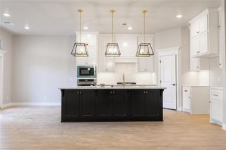 924 Peony Place, Edmond, OK 73034