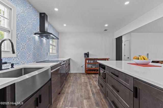 4605 Kings Drive, Wilmington, NC 28405