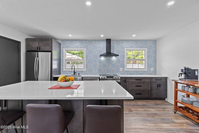 4605 Kings Drive, Wilmington, NC 28405
