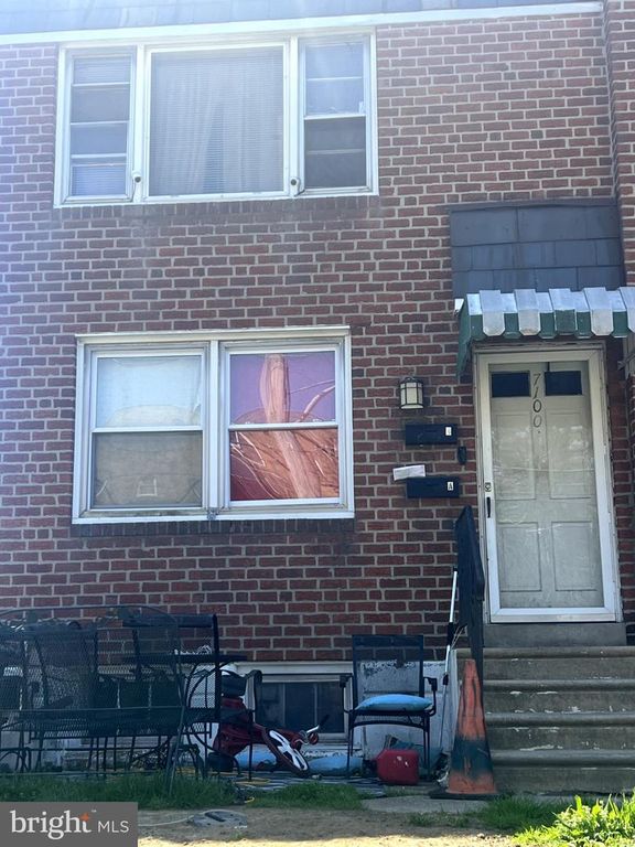 7100 CLINTON ROAD, Upper Darby, PA 19082