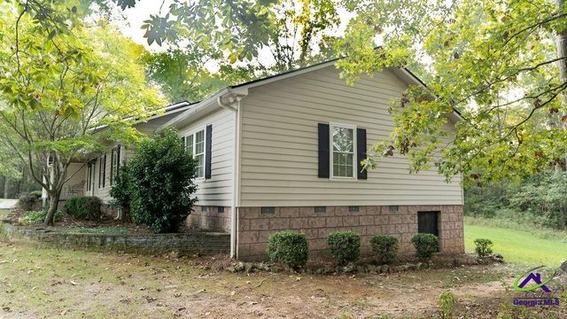 52 Walden Way, Hawkinsville, GA 31036